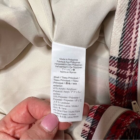 NWT J.Crew Tapered-leg wool pant in vintage plaid size 2 tall - Picture 8 of 8